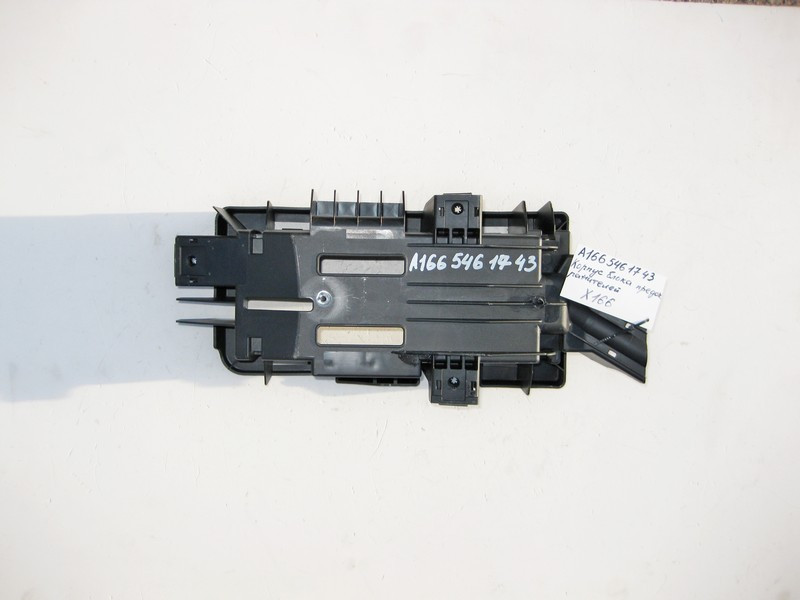 Mercedes-Benz  A1665461743 Корпус блоку запобіжників GL GLS X166 Одесса - изображение 1