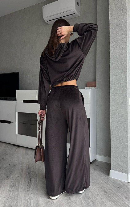 Жіночий стильний костюм з турецького королівського велюру Шоколадний, 46/48 Одеса - фото 3