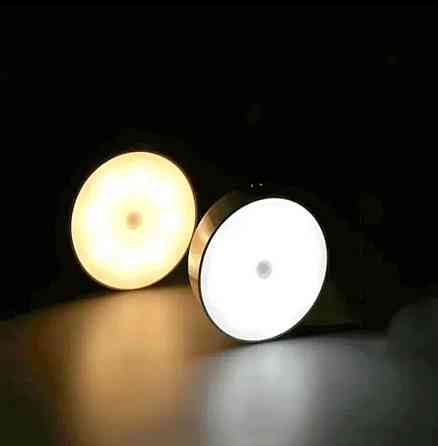 LED світильник-нічник з датчиком руху і датчиком день/ніч без кнопки увік./вимк. Холодний білий Сміла