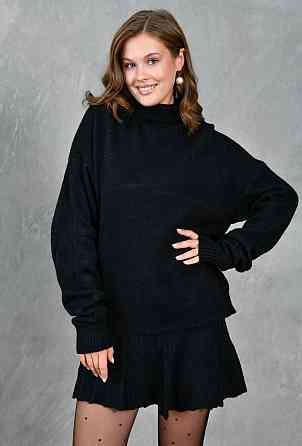 Жіночий затишний теплий костюм: светр і спідниця дрібна машинна в'язка. Чорний Одеса