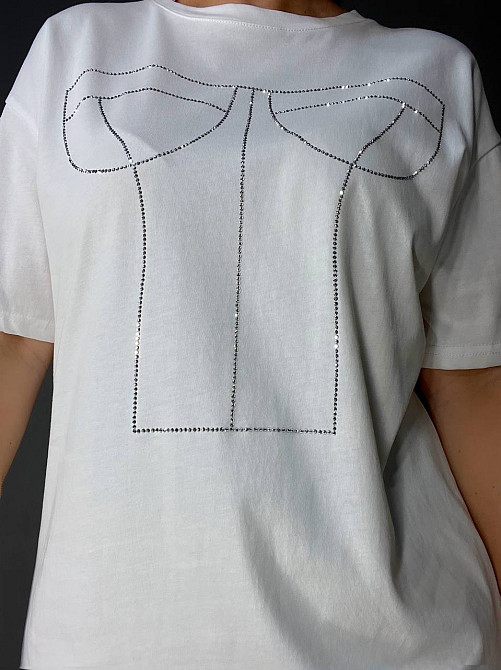 Футболка жіноча A-N 0098 з камінням імітація корсету оверсайз, білий, one size Київ - фото 19