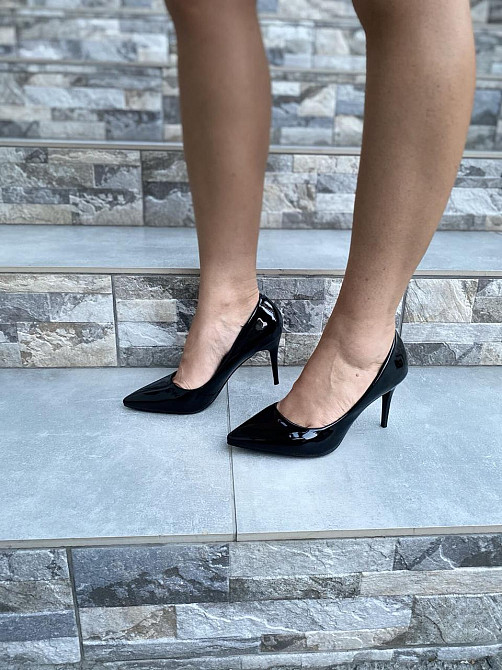 Comer Туфлі жіночі COMER чорні еко-лак каблук 8.5 см 37р. ( ) Коломыя - изображение 7
