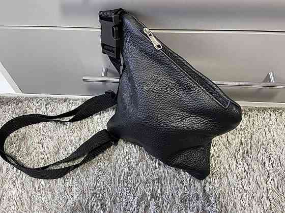 Тонкая мужская сумка-слинг через плечо из натуральной кожи PS Leather Киев