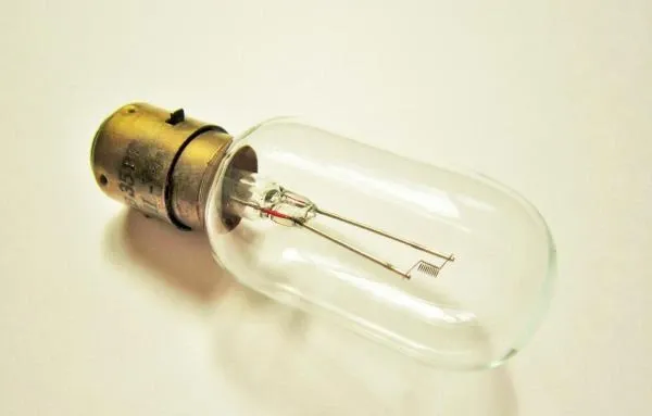 Лампа 8В 35Вт, РН-8-35, РН8-35, PH-8-35, 8V 35W, 8 вольт 35 ват Харків - фото 1