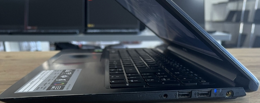 Ноутбук: ASER ASPIRE 5 A515-51G. GeForce MX130 Core 13-7130U DDR4 12Gb. SSD240Gb. Київ - фото 1