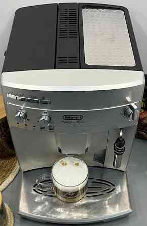 Кофемашина Delonghi Magnifica . Киев