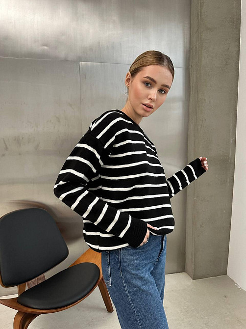 Жіночий базовий смугастий светр оверсайз вовна 70% акрил 30% Одеса - фото 5
