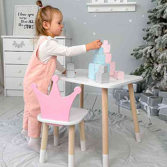 Стіл в дитячу кімнату 46х60х45 і стілець корона 26х26х24, столик та стільчик для дівчинки, рожевий з білим Київ