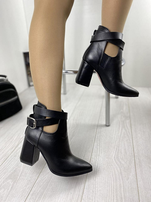 Nivelle Черевики жіночі NIVELLE чорні натуральна шкіра каблук 8см висота 11см 37р. (5600/8057-8 Коломыя - изображение 7