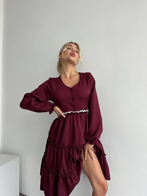 Женское базовое приталенное платье костюмный креп Бордо Одесса - изображение 2