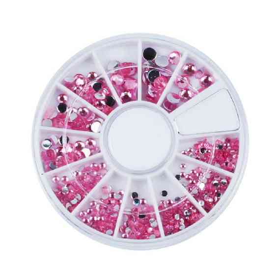 Рожеві стрази на нігті Київ