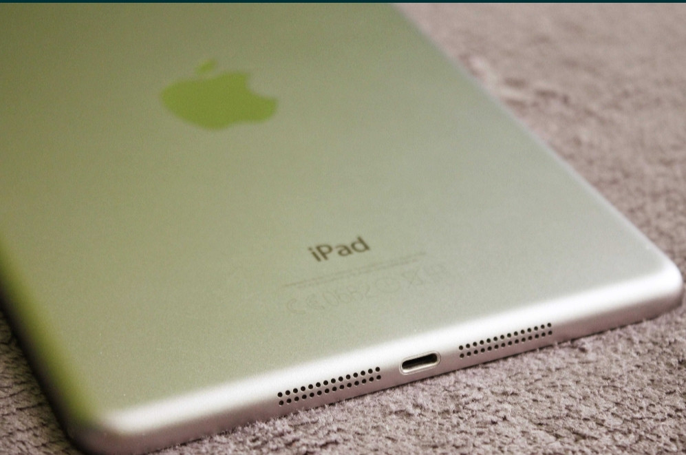 Планшет Apple iPad mini 2 / Retina / 16Gb. / Wi-Fi/ Space Gray. Киев - изображение 6