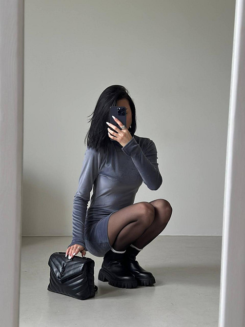 Жіноче святкове елегантне велюрове мініплаття Сірий, 46/48 Одеса - фото 4