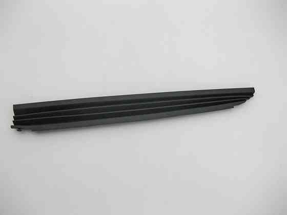 Mercedes-Benz  A1647800440 Гумова накладка - пильник зсувного люка праворуч ML W164 GL X164 R-Class W251 Одеса