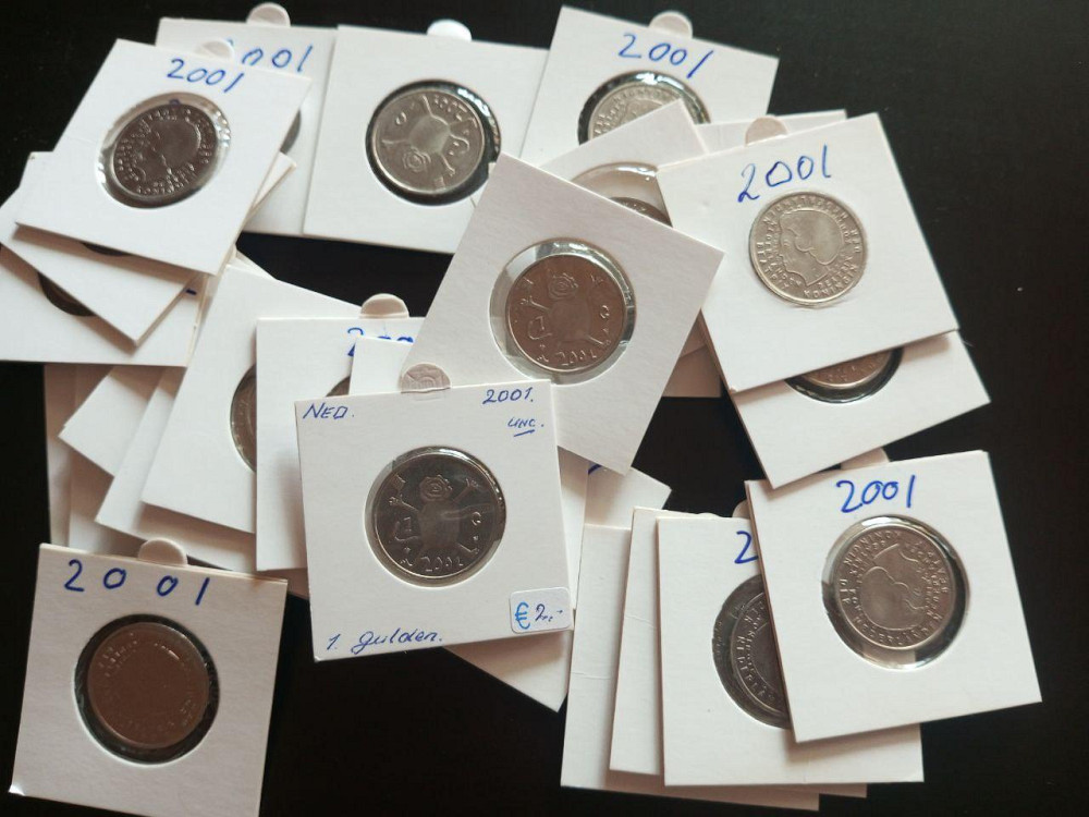 Последний гульден. Детский рисунок - лев с флагом в руках. Монета 1 гульден. 2001 год, Нидерланды. U Полтава - изображение 1