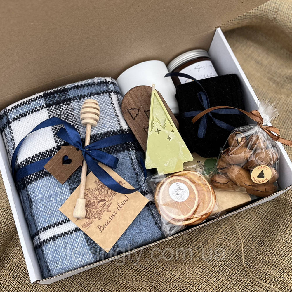 Новорічний подарунок для чоловіка з пледом, чаєм і медовим десертом Ірпінь - фото 7