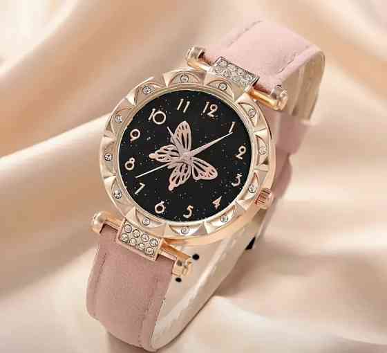 Подарочный набор для женщин Бабочки наручные часы браслет цепочка с кулоном и серьги розовый Киев