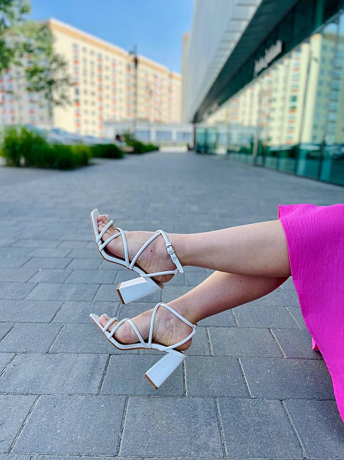 YES MILE Білі босоніжки літні жіночі на підборах еко-шкіра YES MILE LEI-77 р. 36-41 / Стильне ж Коломыя - изображение 15