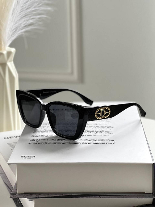 Жіночі окуляри Dior для середньої особи – елегантність та стиль Київ - фото 2