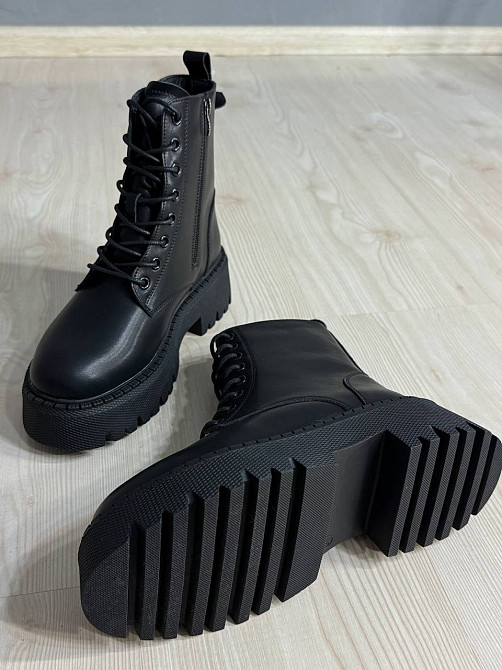 Черевики жіночі Hengji 672 шкіряні утеплені на тракторній підошві чорні, 36, 23 см Київ - фото 7