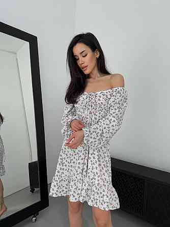 Жіноче святкове принтоване плаття із софту Білий Одеса