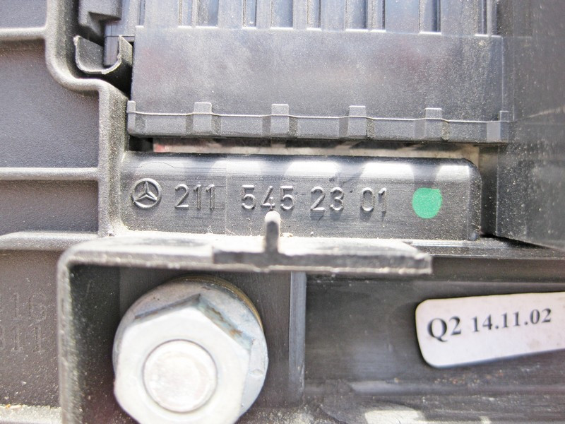 Mercedes-Benz  A2115452401 Задній блок силових запобіжників CLS C219 E-class W211 E-class S211 Одесса - изображение 3