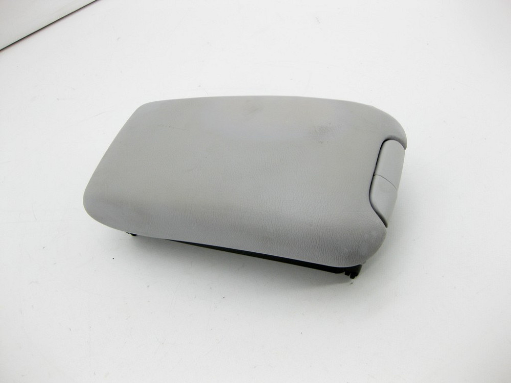 Mercedes-Benz  A2036802739 7G64 Кришка підлокітника центральної консолі сіра C-class W203 C-class S203 CL203 Sportcoupe CLC C203 Одеса - фото 3