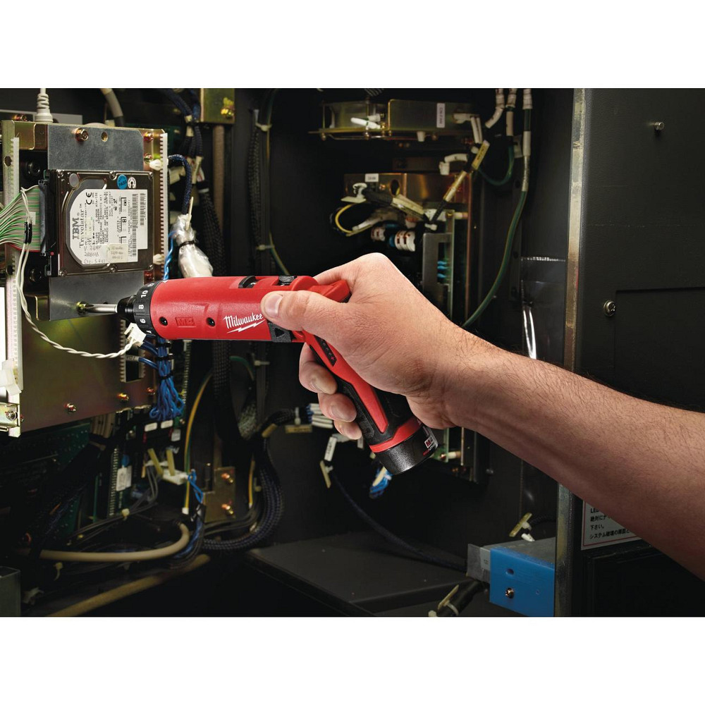 Отвертка аккумуляторная MILWAUKEE M4 D-202B, (+ заряд. устройство, 2 аккум.Х2Ач, в сумке для инструментов) Одесса - изображение 9