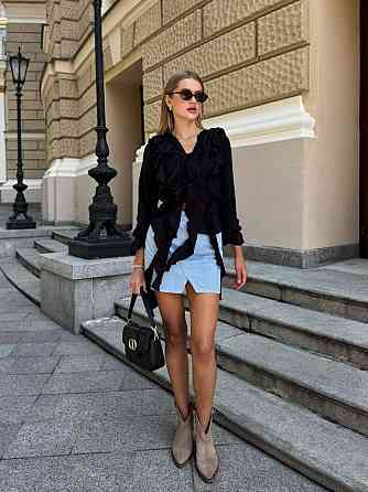 Жіноча стильна блуза "Медуза" з воланами американський креп жатка Чорний, 46/48 Одеса