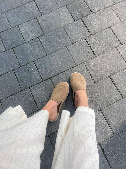 Зручні шльопанці жіночі замшеві пісочні з закритим носком SEE SEVEN 1806 / Шльопанці для жінок Коломыя - изображение 10