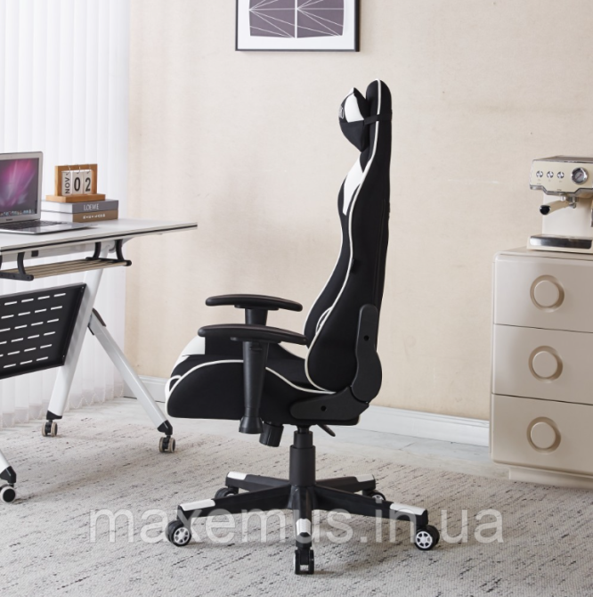 Компьютерное кресло для геймера из ткани с регулировкой подлокотников кресло геймерское B-142 черно-белое Мостиська - фото 3