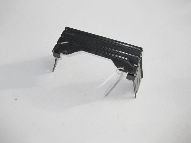 Mercedes-Benz  A1646801514 Кронштейн центральної консолі передній ML W164 GL X164 Одесса - изображение 3