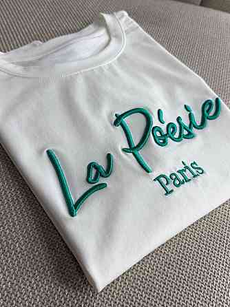 Футболка жіноча A-N 30103 базова з вишивкою La Poésie Paris однотонна, білий, one size Київ