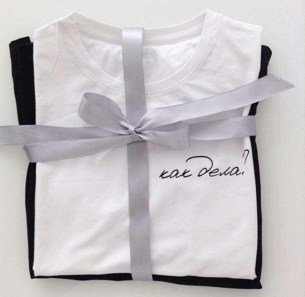 Біла/Чорна футболка з оригінальним принтом! Як справи? Чернівці - фото 1