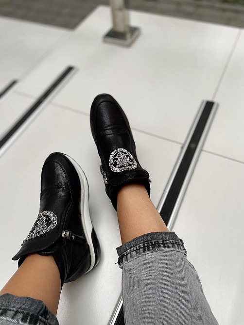 Черевики жіночі VEAGIA чорні еко-шкіра з напиленням висота 12см розмір 36 ( -6) Коломия - фото 9