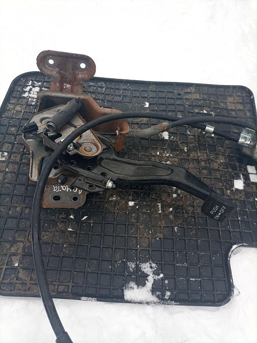 Педаль стояночного тормоза (ножник) в сборе с тросом Hyundai Sonata. Киев - изображение 1