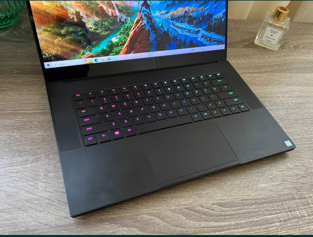 Oled 4K США! Игровой ноутбук Razer Blade pro 15 (GTX 1070,2070,3060). Киев - изображение 2