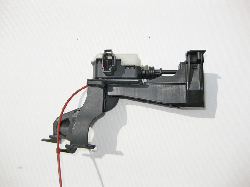 Mercedes-Benz  A1648200072 Замок механізму лючка бензобака ML W164 Одесса - изображение 5