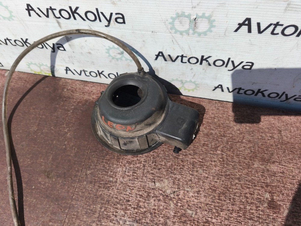 Лючок бензобака Seat Leon 1998-2005 (1M6809905) Ковель - фото 2