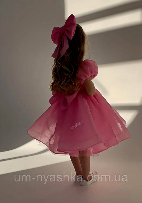 Розовое платье пышное с бантом Кривой Рог - изображение 2