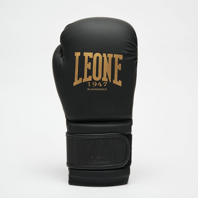 Боксерські рукавиці Leone GN059D Black/Gold 10 унцій (капу в комплекті) Кам'янське - фото 4