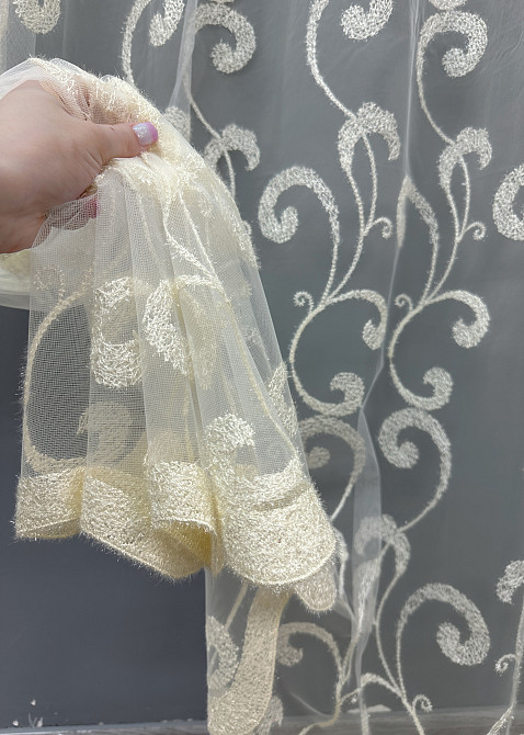 Тюль VR-Textil 1684т Фатин с вышивкой Молочный 300х270 см (42-0727) Киев - изображение 4