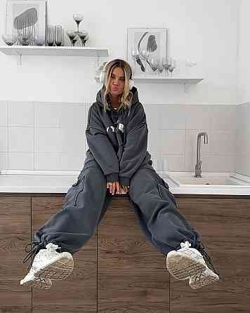 Жіночий стильний костюм оверсайз: кофта та штани тринитка на флісі Графіт Одеса