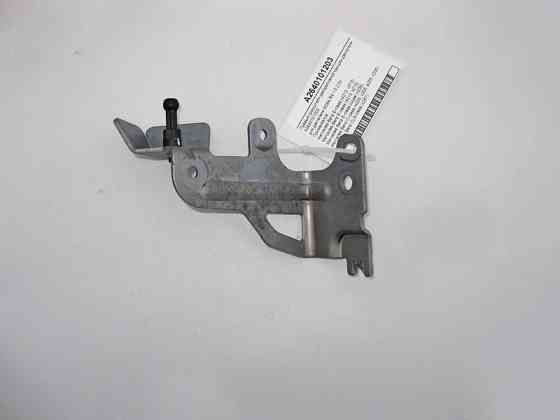 Mercedes-Benz  A2640101203 Правий кронштейн декоративної кришки двигуна M264 R4 1.5 2.0л E-Class W213 C238 C-Class W205 CLS C257 Одеса
