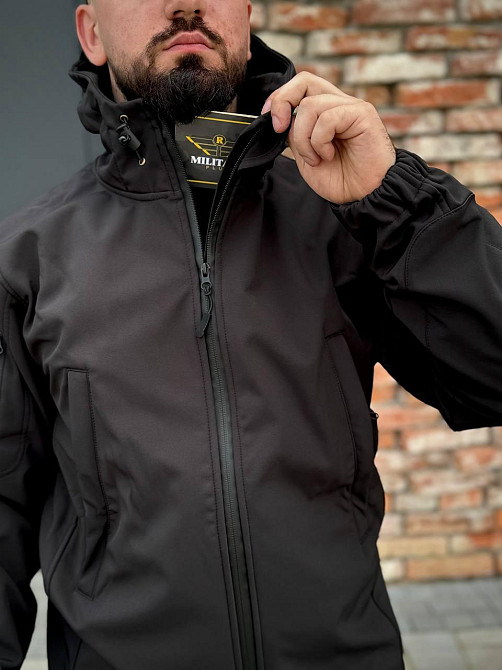 Военный мужской демисезонный костюм soft shell, тактическая черная форма с липучками для шевронов и капюшоном Львов - изображение 3