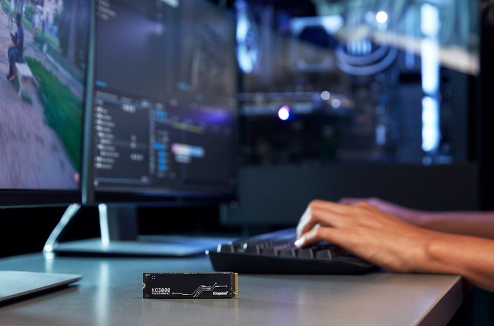 Накопичувач SSD 1 TB Kingston KC3000 M.2 2280 PCIe 4.0 x4 NVMe 3D TLC (SKC3000S/1024G) M.2 2280 Харків - фото 14
