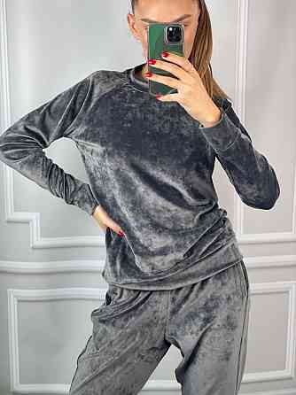 Жіночий спортивний велюровий костюм Графітовий S Харків