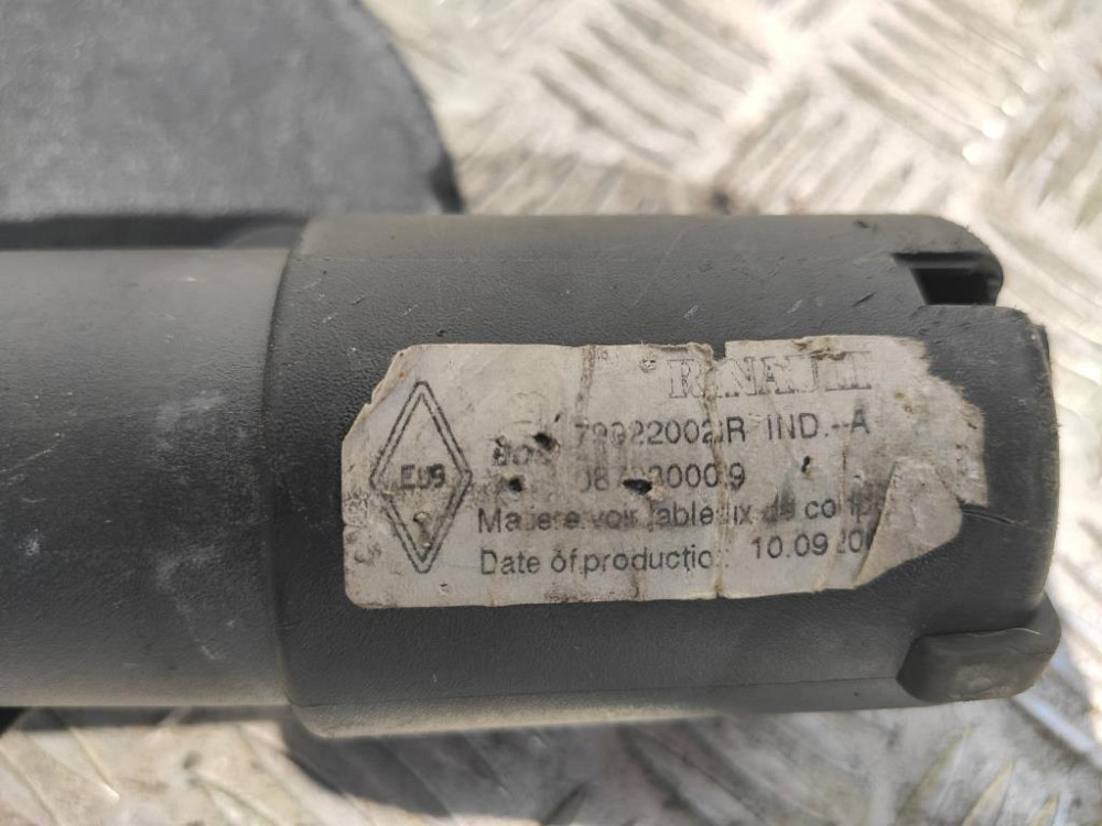 Полиця багажника Renault Scenic III 2009-2016 (799220020R) Ковель - фото 3