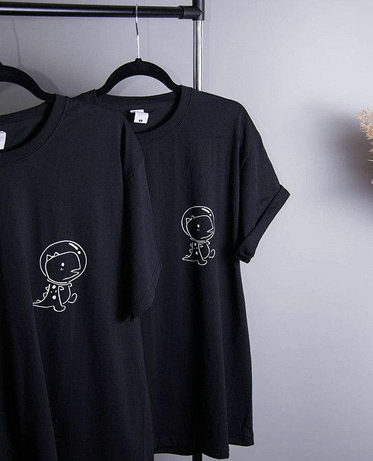 Парні футболки для закоханих із динозавриками. Чернівці - фото 1