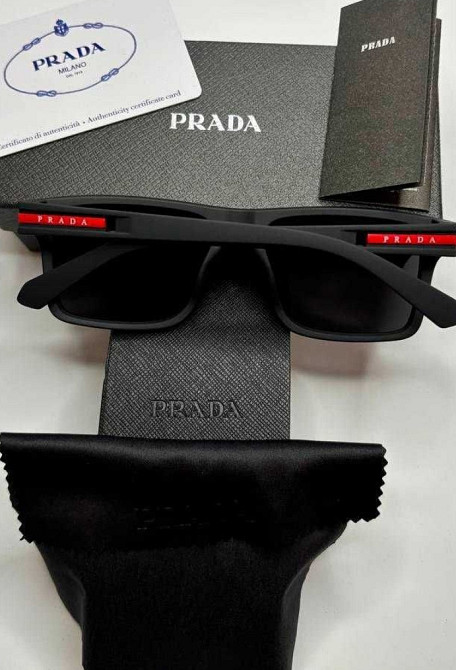 Сонцезахисні окуляри Prada Киев - изображение 3